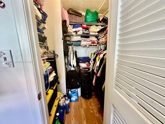 8960 S Hollybrook Blvd 109, Pembroke Pines, FL 33025