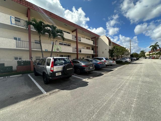 8960 S Hollybrook Blvd 109, Pembroke Pines, FL 33025