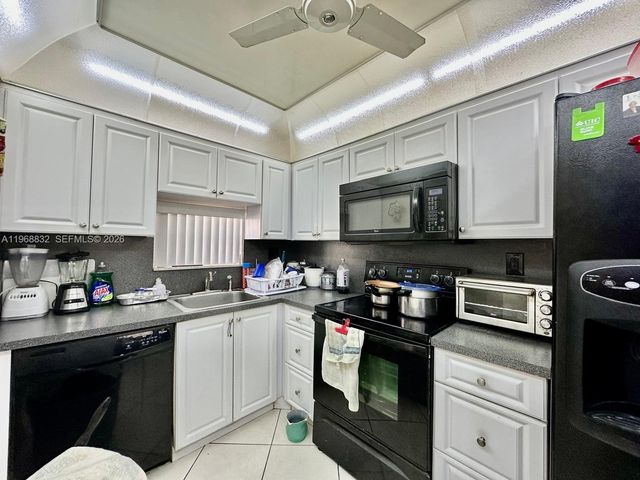 8960 S Hollybrook Blvd 109, Pembroke Pines, FL 33025