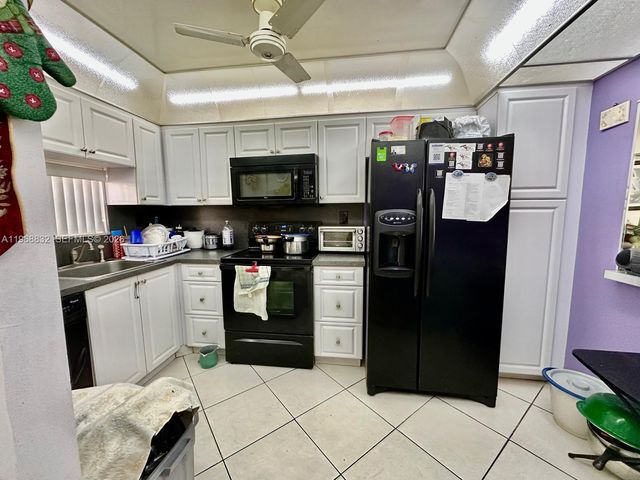 8960 S Hollybrook Blvd 109, Pembroke Pines, FL 33025
