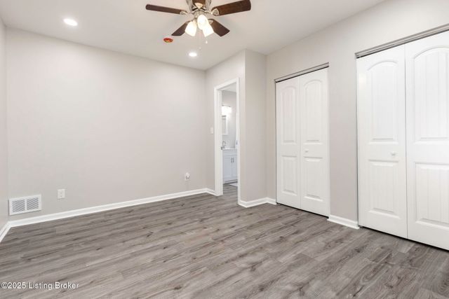 1052 Cecil Ave, Louisville, KY 40211