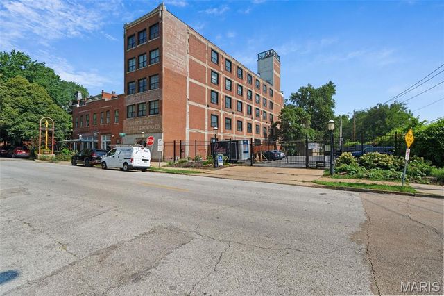 1831 Sidney Street H, St Louis, MO 63104