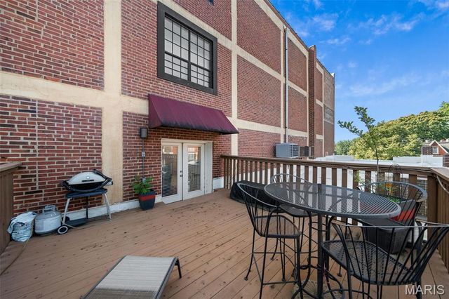 1831 Sidney Street H, St Louis, MO 63104