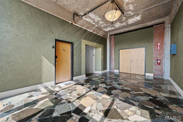 1831 Sidney Street H, St Louis, MO 63104