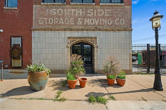 1831 Sidney Street H, St Louis, MO 63104