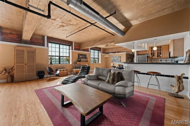 1831 Sidney Street H, St Louis, MO 63104
