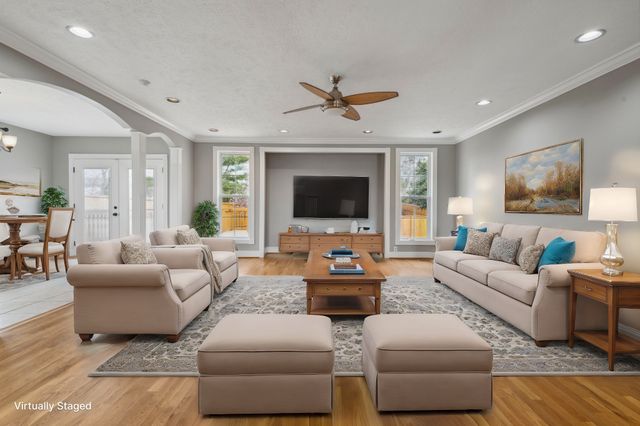 195 Cherokee Rd, Hendersonville, TN 37075