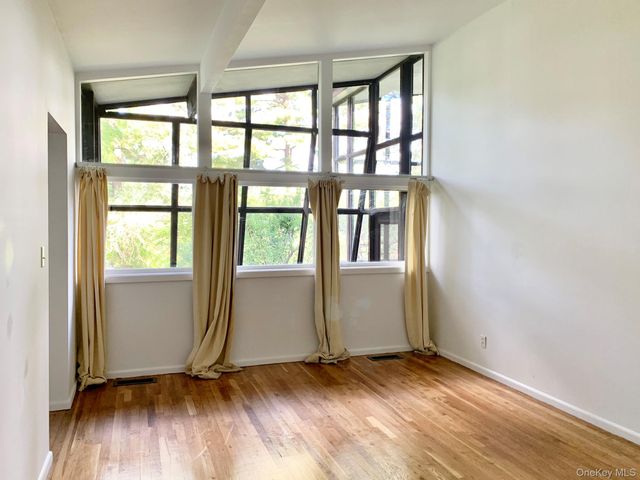 424 N Ridge Street, Rye Brook, NY 10573