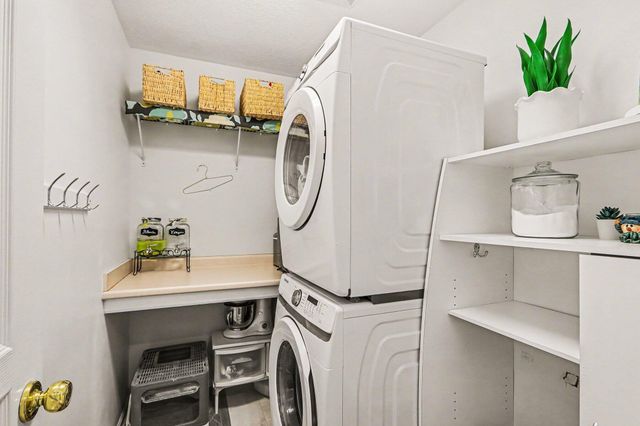 1186 Rainbow Court, Portage City, MI 49024