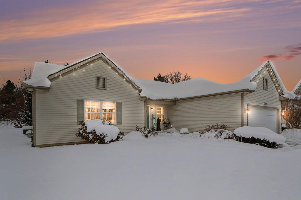 1186 Rainbow Court, Portage City, MI 49024