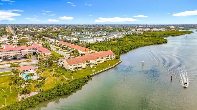 10200 REGAL DRIVE 3, Largo, FL 33774