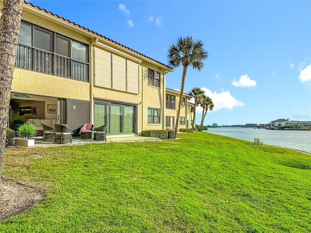 10200 REGAL DRIVE 3, Largo, FL 33774