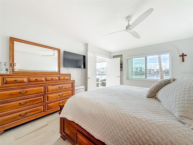 10200 REGAL DRIVE 3, Largo, FL 33774