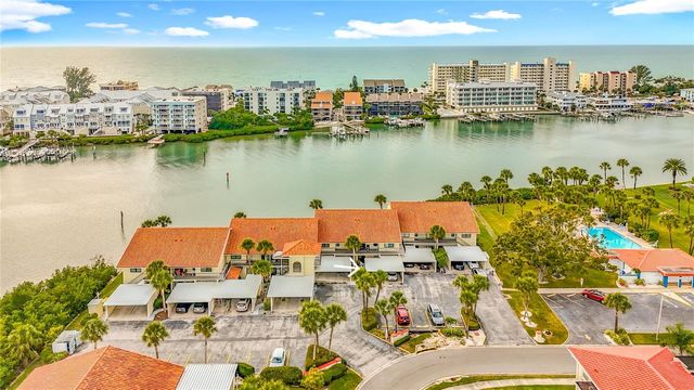 10200 REGAL DRIVE 3, Largo, FL 33774