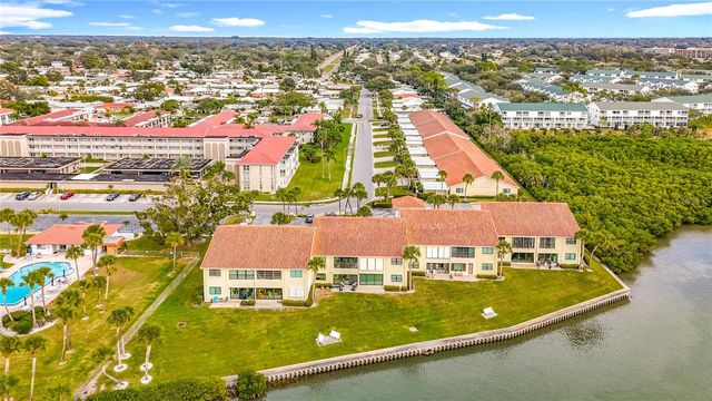 10200 REGAL DRIVE 3, Largo, FL 33774