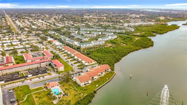 10200 REGAL DRIVE 3, Largo, FL 33774