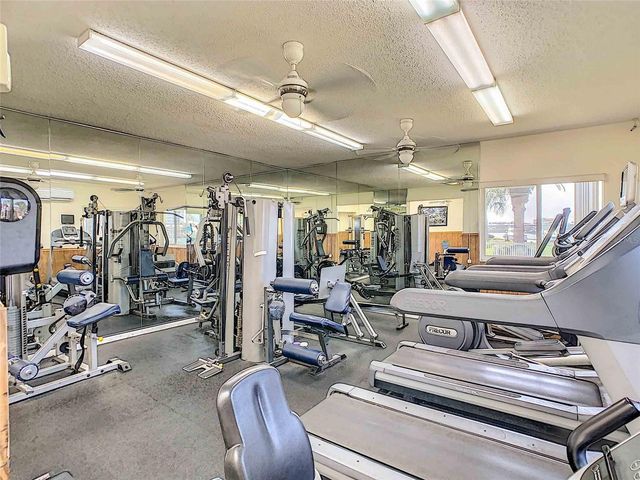 10200 REGAL DRIVE 3, Largo, FL 33774