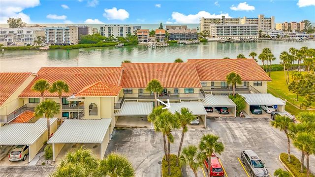 10200 REGAL DRIVE 3, Largo, FL 33774