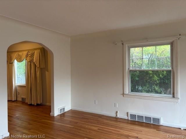 1931-1939 Ewald Circle, Detroit, MI 48238