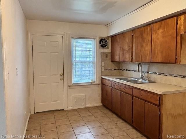 1931-1939 Ewald Circle, Detroit, MI 48238