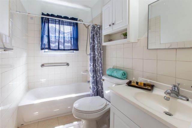 801 W Rickenbacker Drive, Midwest City, OK 73110