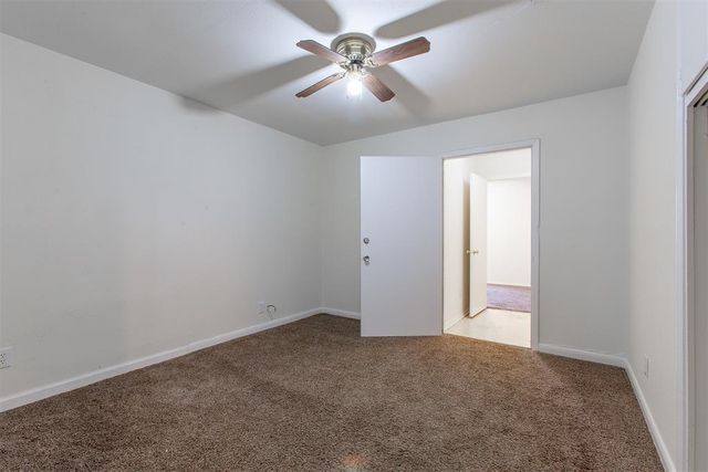 801 W Rickenbacker Drive, Midwest City, OK 73110