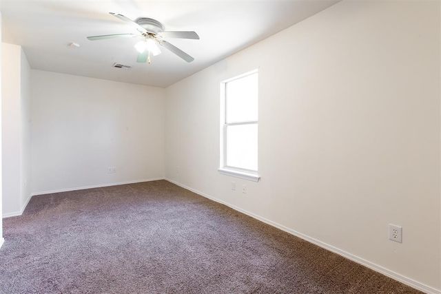 801 W Rickenbacker Drive, Midwest City, OK 73110