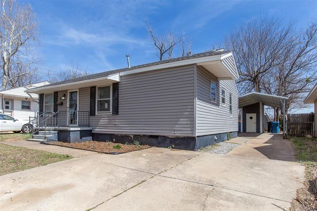 801 W Rickenbacker Drive, Midwest City, OK 73110