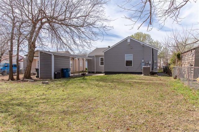 801 W Rickenbacker Drive, Midwest City, OK 73110