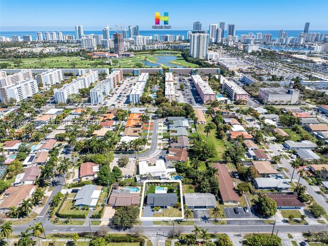 220 NE 10th Ave, Hallandale Beach, FL 33009