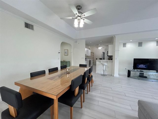 3705 54TH DRIVE W 201, Bradenton, FL 34210