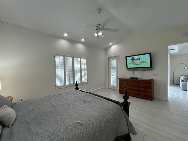 3705 54TH DRIVE W 201, Bradenton, FL 34210