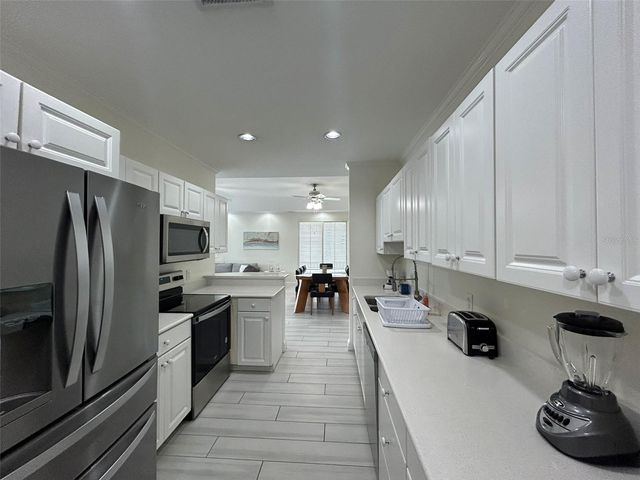 3705 54TH DRIVE W 201, Bradenton, FL 34210