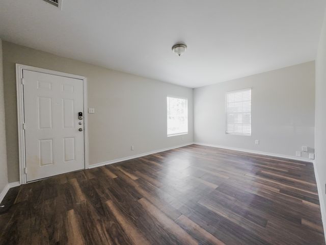 2461 Volga Avenue, Dallas, TX 75216