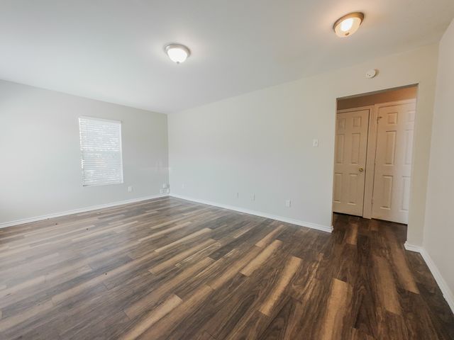 2461 Volga Avenue, Dallas, TX 75216