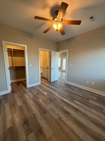 2509-2507 W 55th St N, Wichita, KS 67204