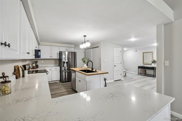 2867 W Rowland Avenue, Littleton, CO 80120
