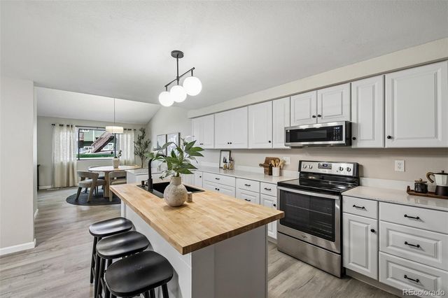 2867 W Rowland Avenue, Littleton, CO 80120