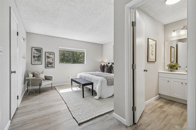 2867 W Rowland Avenue, Littleton, CO 80120