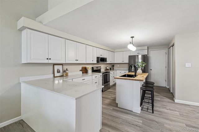 2867 W Rowland Avenue, Littleton, CO 80120