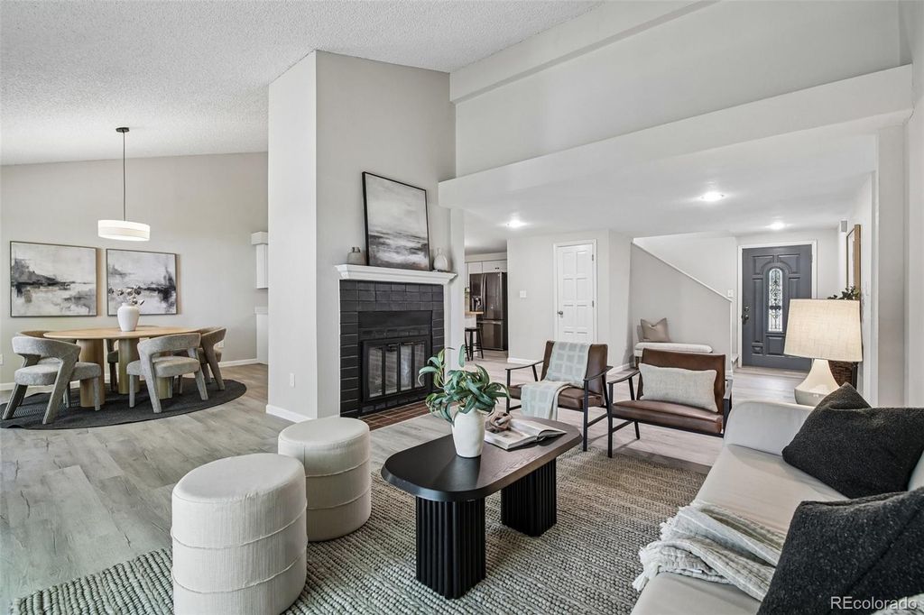 2867 W Rowland Avenue, Littleton, CO 80120