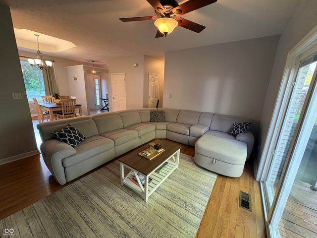 326 Lincoln Hills, Coatesville, IN 46121