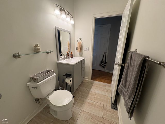 326 Lincoln Hills, Coatesville, IN 46121
