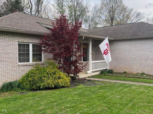 326 Lincoln Hills, Coatesville, IN 46121