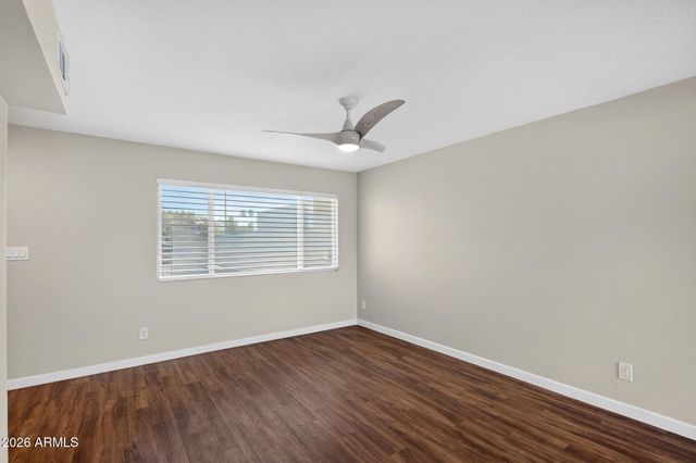2524 S EL PARADISO Drive 40, Mesa, AZ 85202