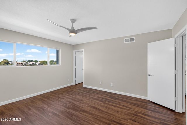 2524 S EL PARADISO Drive 40, Mesa, AZ 85202
