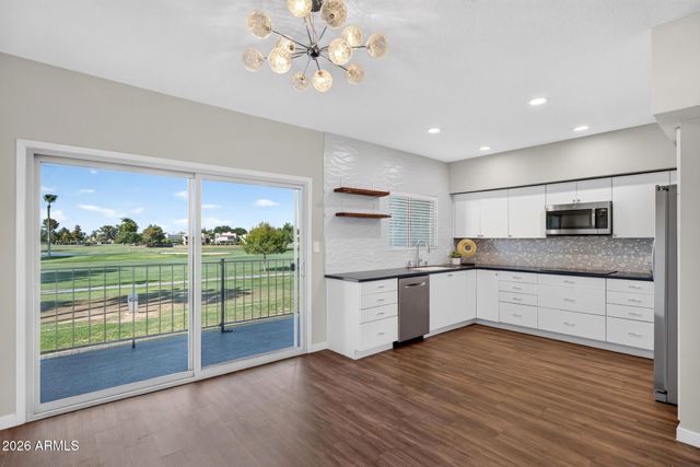 2524 S EL PARADISO Drive 40, Mesa, AZ 85202