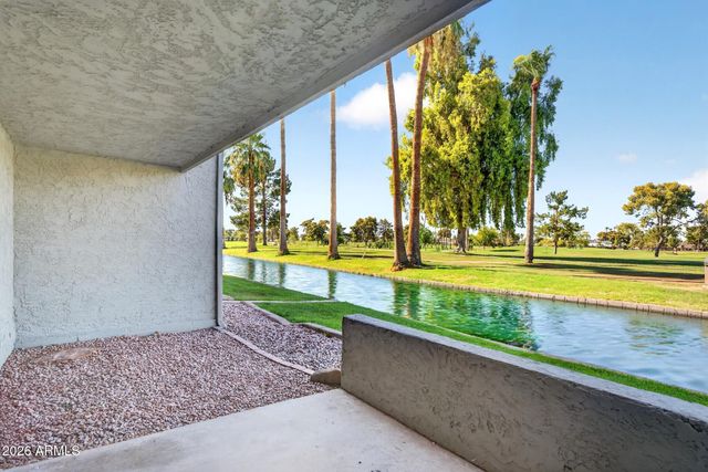 2524 S EL PARADISO Drive 40, Mesa, AZ 85202
