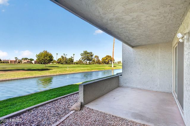 2524 S EL PARADISO Drive 40, Mesa, AZ 85202