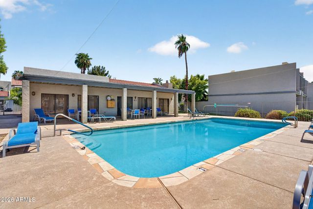 2524 S EL PARADISO Drive 40, Mesa, AZ 85202
